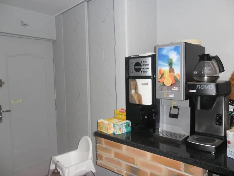 Hotel Hipotel Paris Montmartre Gare Du Nord